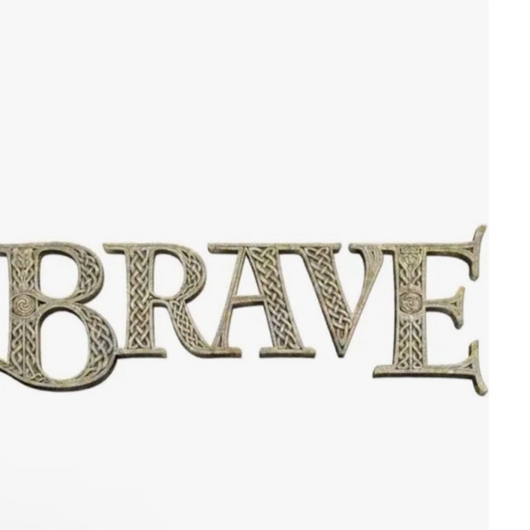 LOUNGEFLY BRAVE PRINCESS CASTLE bag. Chain strap detail!! New tags!!!! - Picture 7 of 10